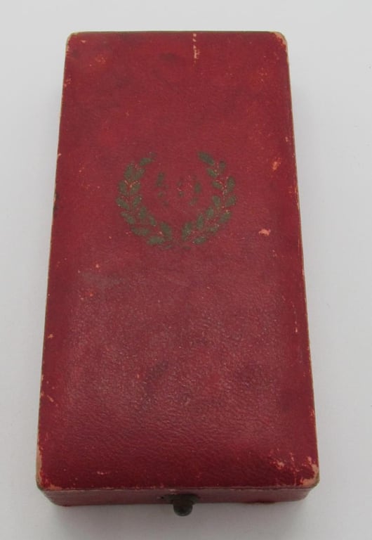 Cased 40 Years Faithful Service Medal ( Deschler )