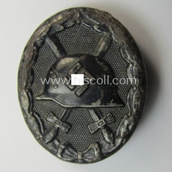 Truly used- and/or worn maker- (ie. 'L/…'?-) marked...