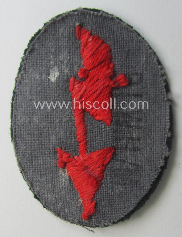 WH (Heeres) trade- and/or special-career insignia ie. hand-embroidered signal-blitz: 'Artillerie-Trpn.'