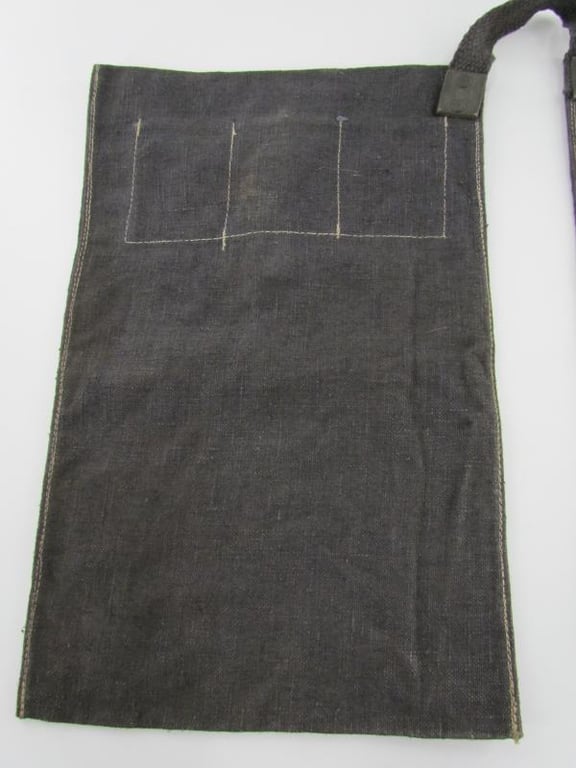 WH/SS Rifle Grenade Pouches