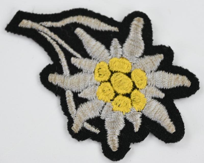 German Waffen-SS Gebirgsjäger Cap Badge