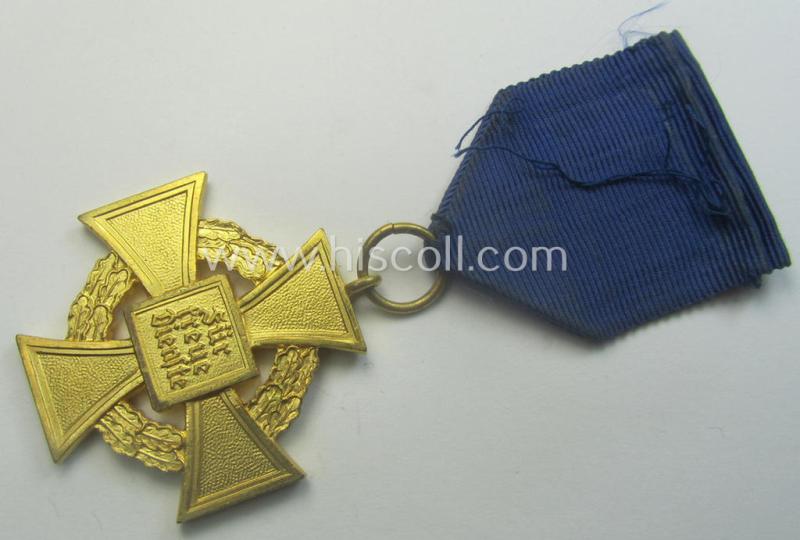 'Treuedienst Ehrenzeichen 1. Klasse' that comes stored in its maker- (ie. 'Wilh. Deumer'-) marked- and/or 'Zellstoff'-based pouch