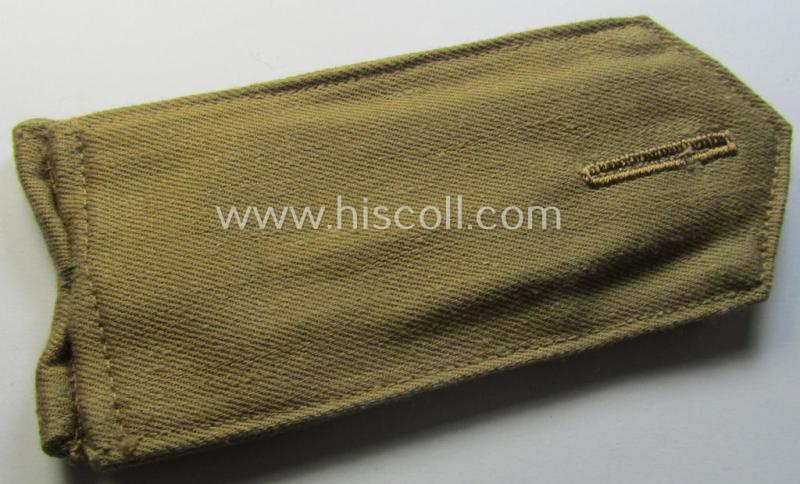 Pair of WH (Kriegsmarine) 'tropical-styled', EM-type shoulderstraps (as intended for usage on the tropical-shirts ie. tunics): 'Matrose'