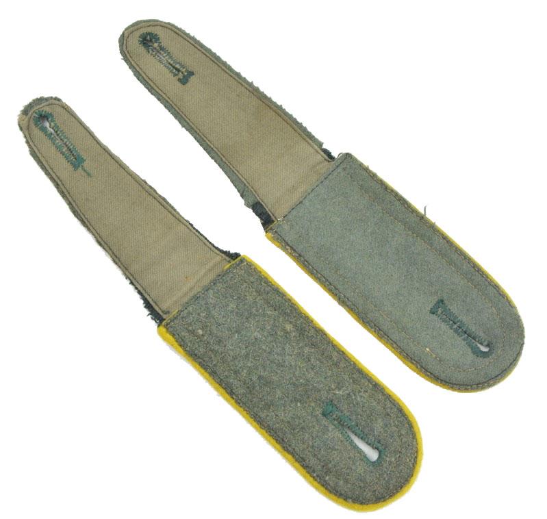 German WH NCO Signal Troops Shoulderboards