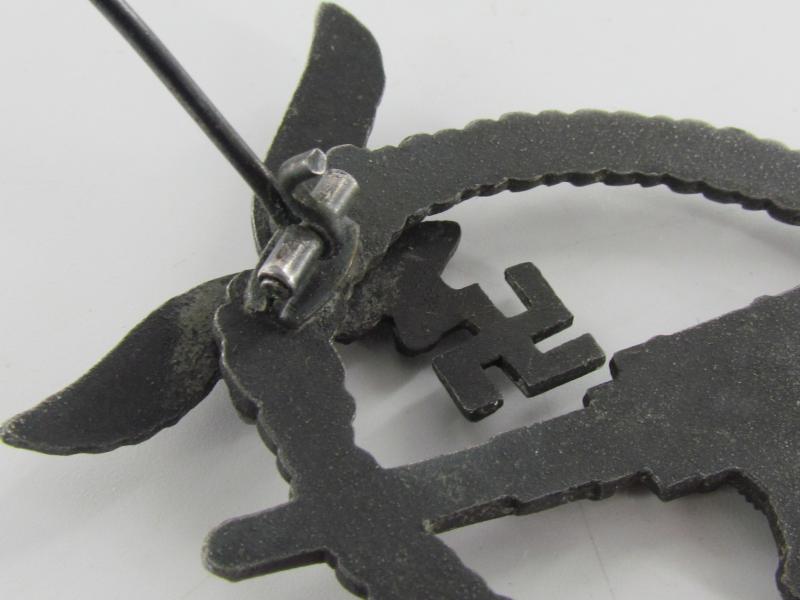 Luftwaffe Flak Abzeichen ( Flak Artillery War Badge )