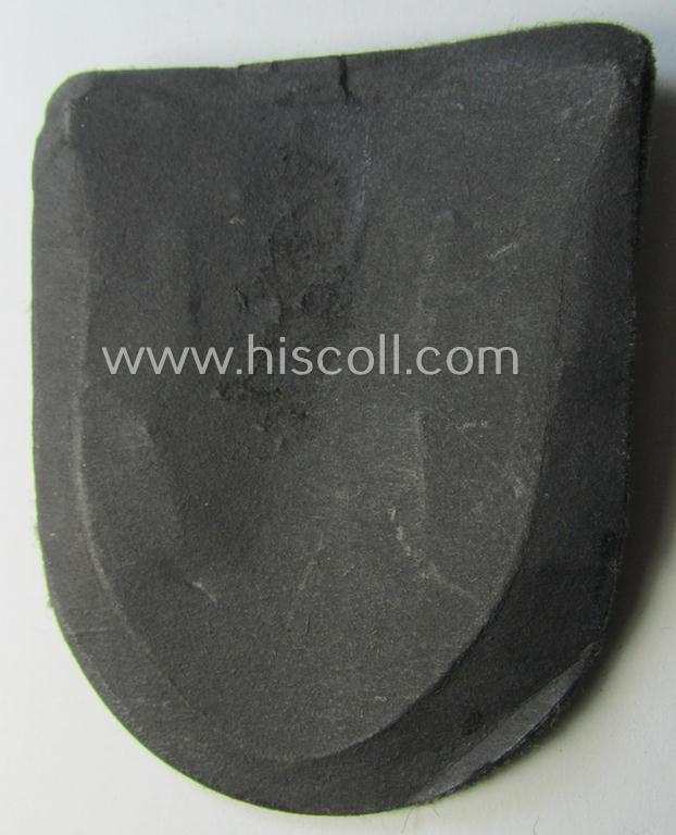 WH (Heeres ie. Waffen-SS) 'Krim'-campaign-shield (as was produced by a by me unidentified maker)