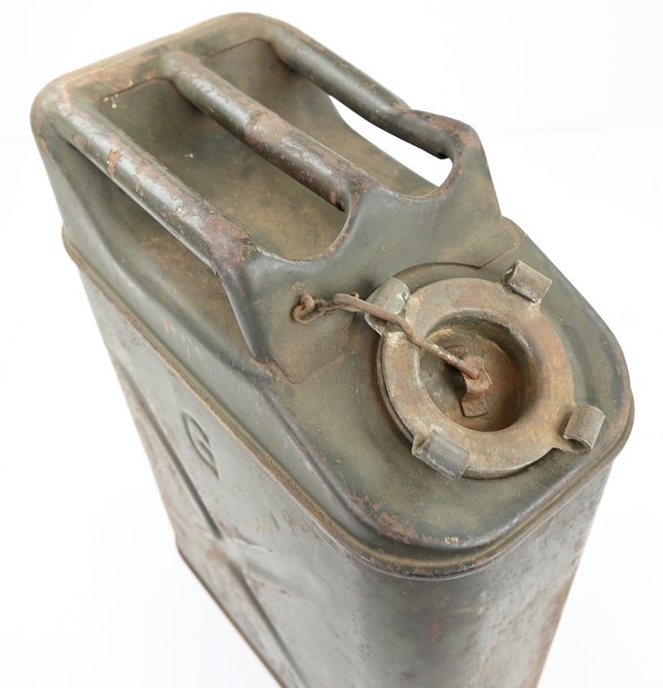 US WW2 Gasoline Jerrycan 1943