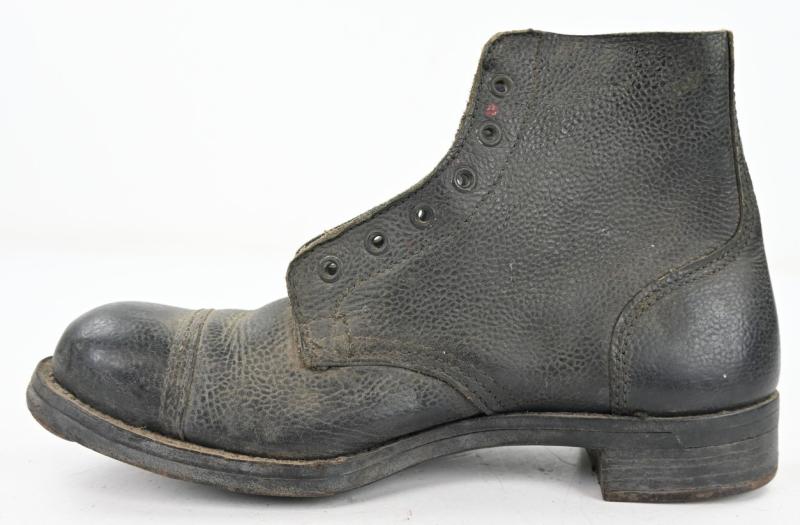 British WW2 Signel Ammo Boot