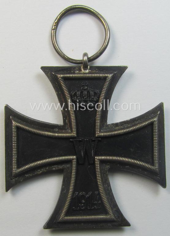 Attractive, WWI-period: 'Eisernes Kreuz II. Klasse' (or: iron cross second class) being a typical maker-marked example that comes together with its (minimally) confectioned but long-sized piece of ribbon (ie. 'Bandabschnitt')