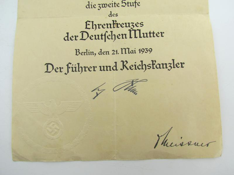 Mutterkreuz (Mother Cross) Silver Award Document