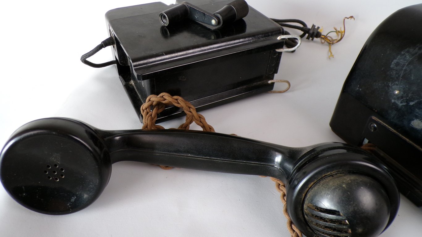 Tischfernsprecher 38 (OB38) Desk Telephone