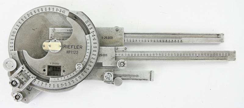 German WH Messdreieck 34 in Ersatz Pouch