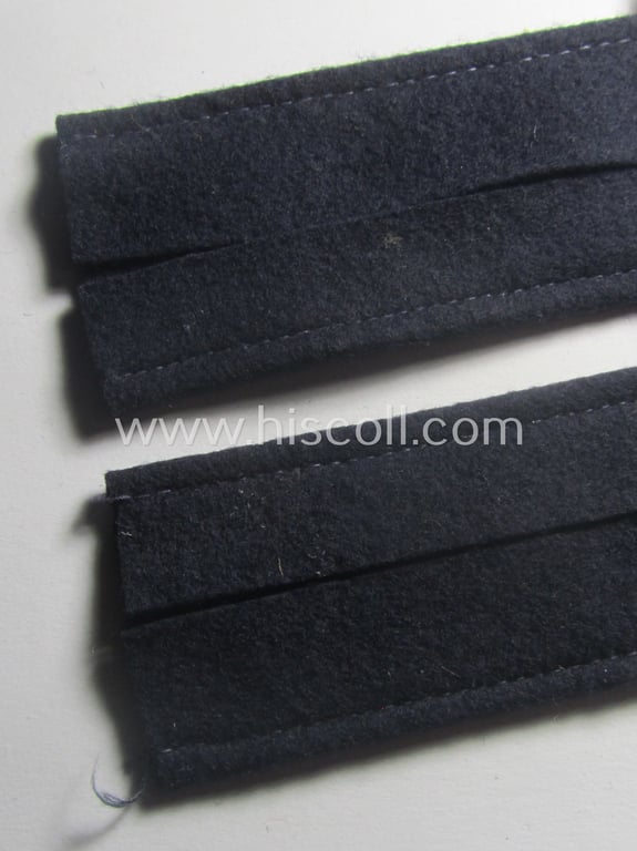 Typical 'smooth-woolen'-based, EM- (ie. NCO-) pattern WH (Luftwaffe) cuff-title (ie. 'Ärmelstreifen') entitled: 'Hermann Göring' that comes in that comes in a presumably issued- albeit (I deem) never worn, condition