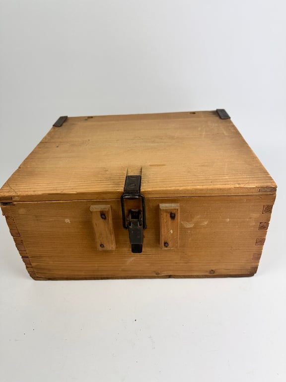 Late war Ammo box inclusive 3 carton boxes