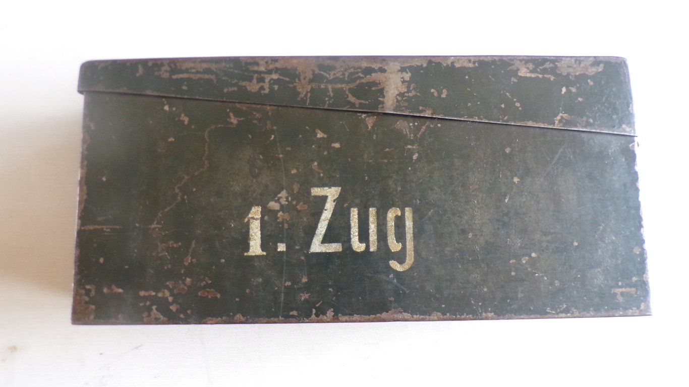 Luftwaffe Blue MG Ammo Box 1. Zug brh 41
