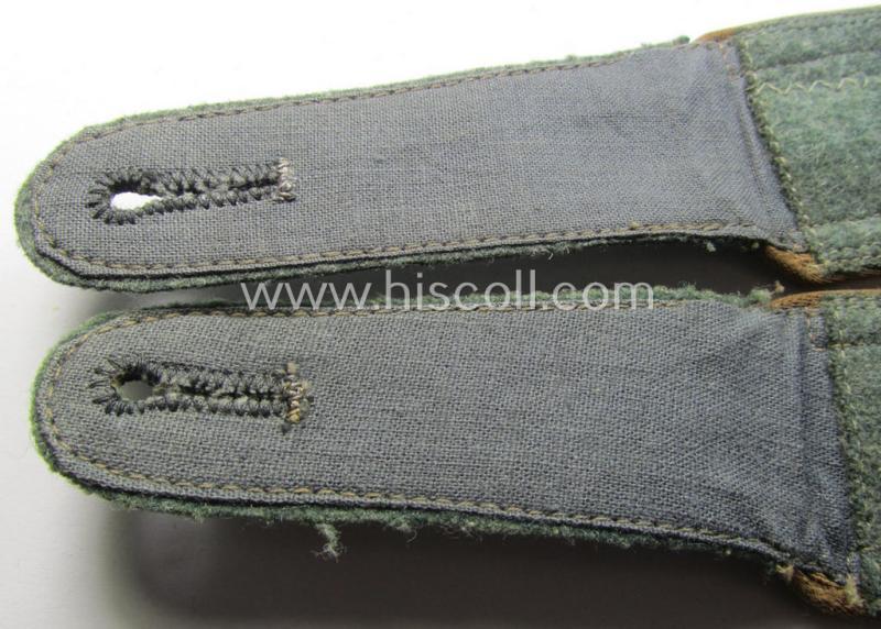Pair of WH (Heeres) NCO-type (ie. 'M40'-pattern) shoulderstraps: 'Uffz. der Kradschützenbtle. der Pz.Div. u. Inf.Div. (mot)'