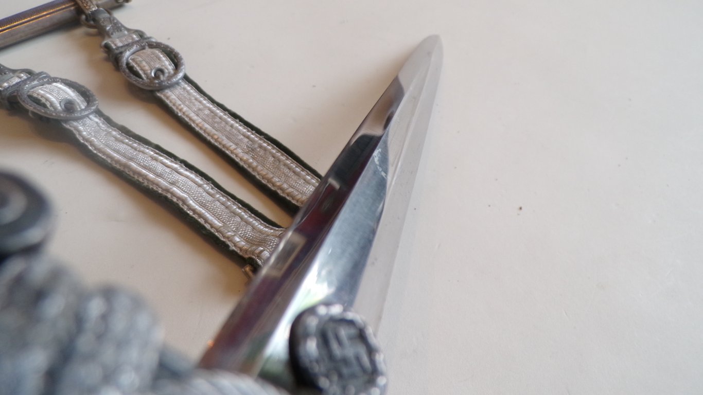 Early Heer Officer's Dagger by Carl Eickhorn