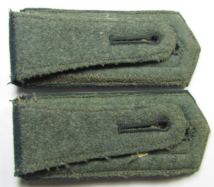 Fully matching pair of WH (Heeres), early- (ie. pre-) war-period, 'M36'-pattern (pointed-styled-), 'cyphered'- ie. generic-styled-, NCO-type shoulderstraps, as was intended for a: 'Feldwebel eines Wehrersatz-Dienstelle im Wehrkreis X'