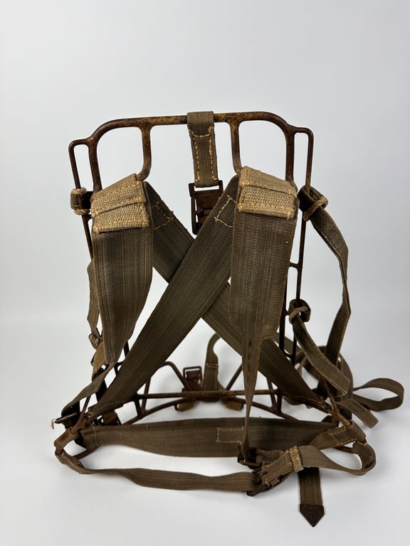 Wehrmacht Tragenstel Tan paint