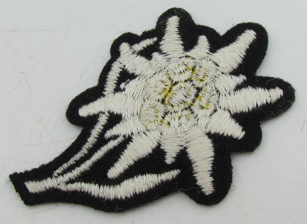 Waffen-SS Gebirgsjäger Edelweiss Cap Insignia
