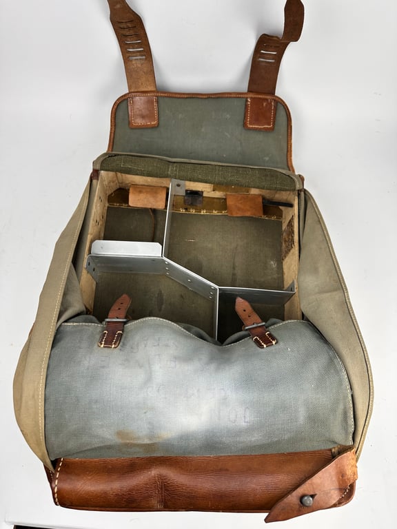 WW2 Signal troops tornister "Fernsprechtonister 1"1944