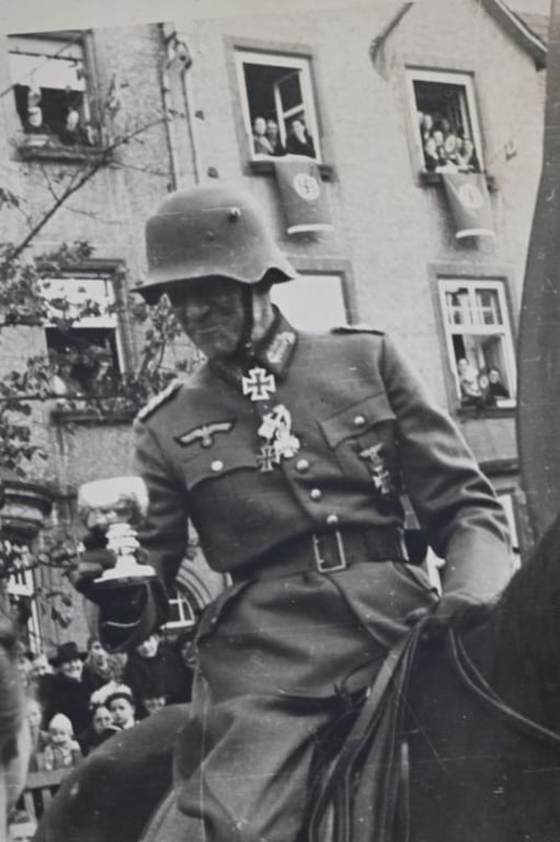 German WH General Picture 'Kurt von Briessen'