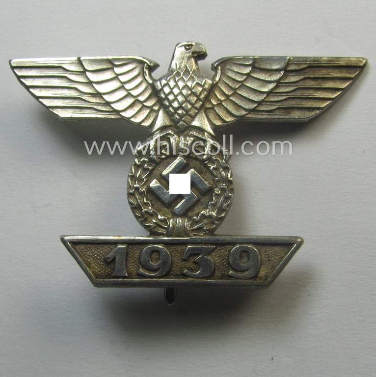 Superb, 'Wiederholungsspange zum EK I. Klasse' (or: bar to the WWI IC first-class) by the maker (ie. 'Hersteller'): 'Eugen Schmidthaussler' and that comes stored in its accompanying etui