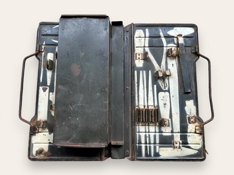 MG 34/42 Foldable Tool Kit -1940-