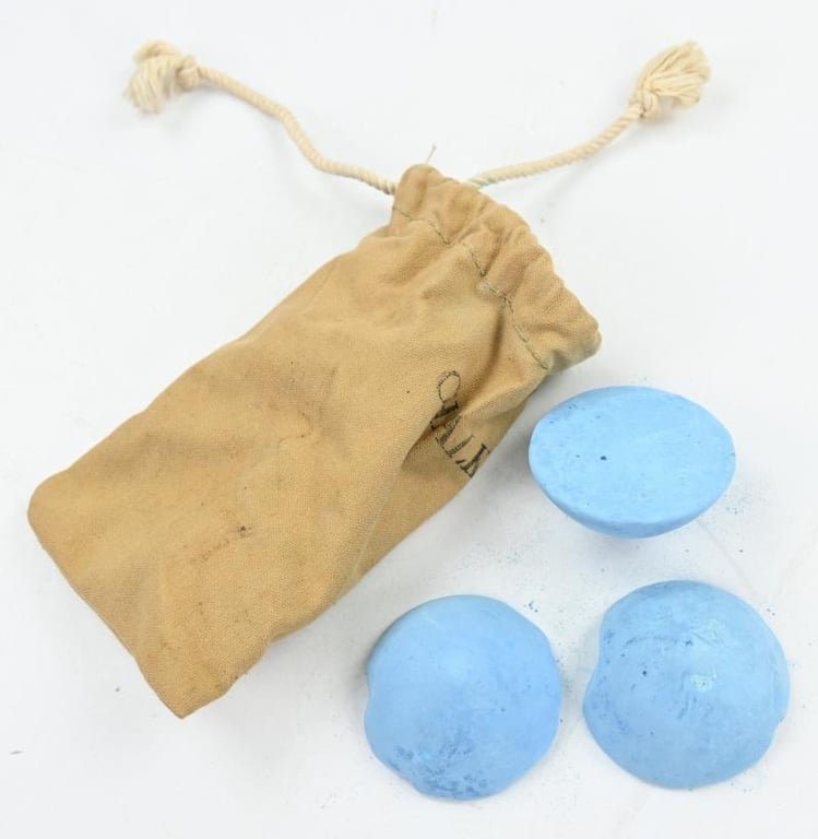 US WW2 Chalk Pouch with Content
