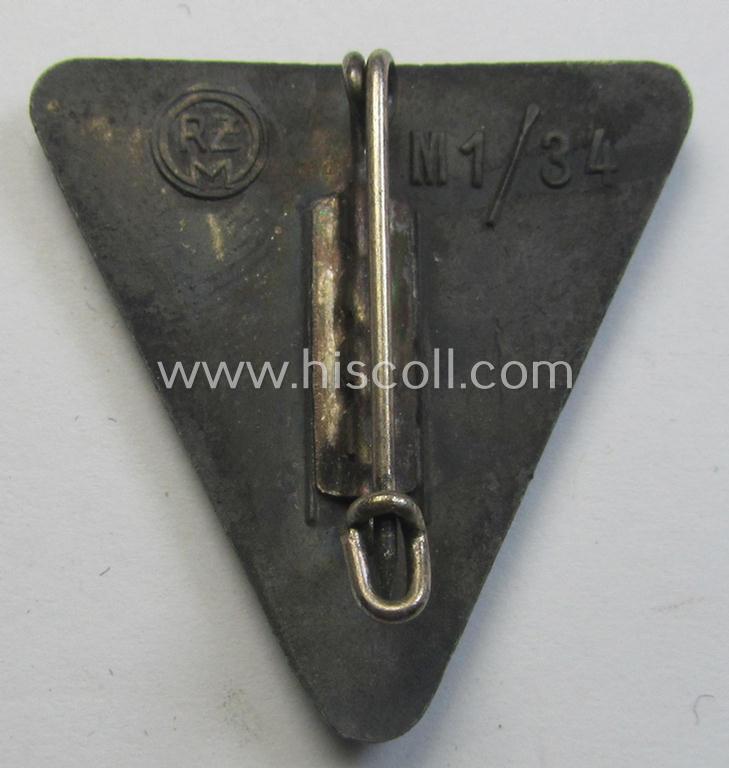 Attractive - later-war-period and scarcely found! - 'NS-Frauenschaft'- (ie. NSF-) membership-badge (ie. 'Mitgliedsabz.') as was intended for a: 'Mitglied des engeren Stab der Ortsleitung' (and that shows an: 'RzM M1/34'-designation)