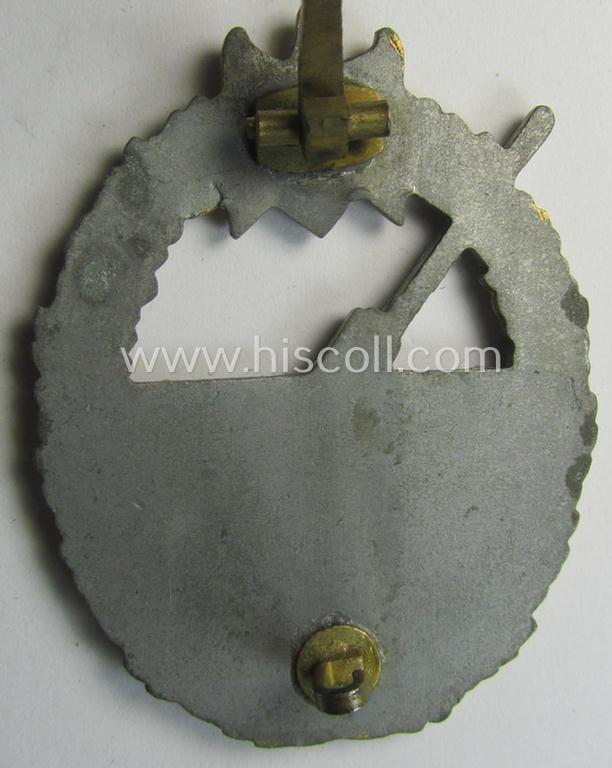 Superb, WH (Kriegsmarine) 'Marine-Artillerie-Abzeichen' being a typical non-maker-marked- and/or zinc- (ie. 'Feinzink'-) based example as was (presumably) produced by the: 'Steinhauer u. Lück'-company