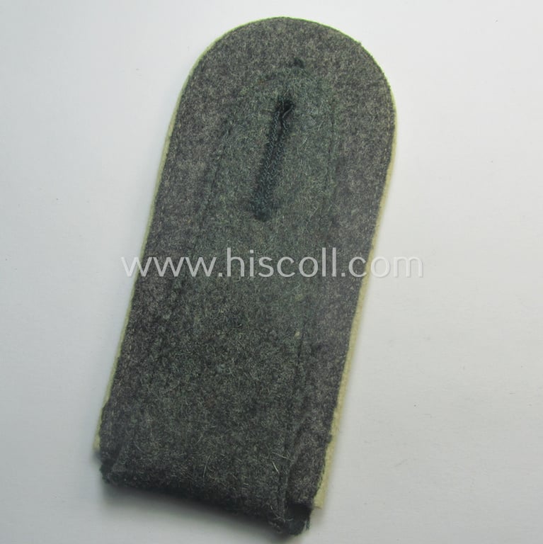 Neat - albeit single! - WH (Heeres), early-war-period (ie. 'M40'-pattern- ie. rounded-style-) EM-type shoulderstrap as was intended for a: 'Soldat der Infanterie-Trpn.'