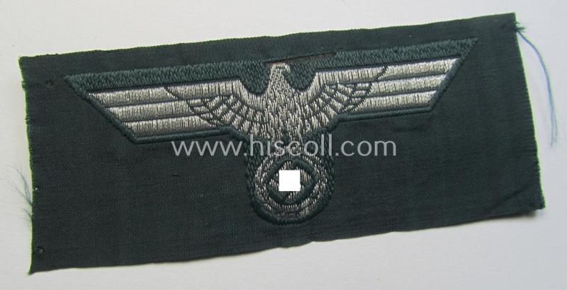 Superb, WH (Heeres) officers'-type cap-eagle and dito cocarde (both executed in so-called: 'flat-wire'- ie. 'BeVo'-weave pattern) as was specifically intended for usage on the: WH 'Knautschmützen' ie. 'Alter-art'-visor-caps (ie. 'Schirmmütz...