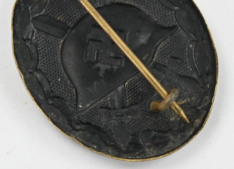 German Wound Badge in Black 'L/11'