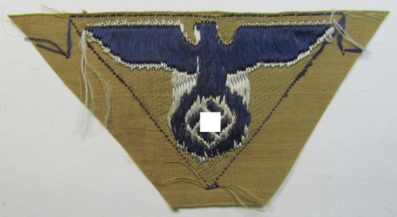 Attractive, SA-related cap-eagle as was intended for the: 'Lagermütze' (ie. side-cap) being an example as woven on a darker-blue-coloured background and as such intended for members within the: 'SA-Gruppe Hansa o. Hessen'
