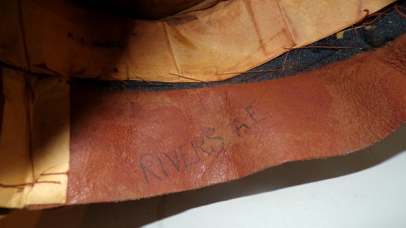 RCAF Flying Officer's Peaked Cap