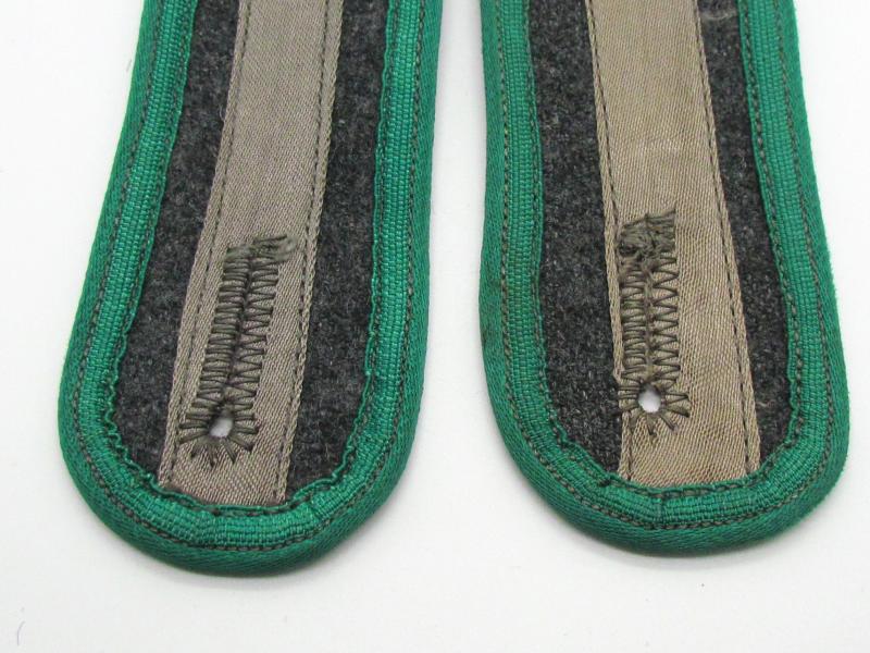 Wehrmacht Gebirgsjäger/Mountain Troops Em’s Shoulder Boards