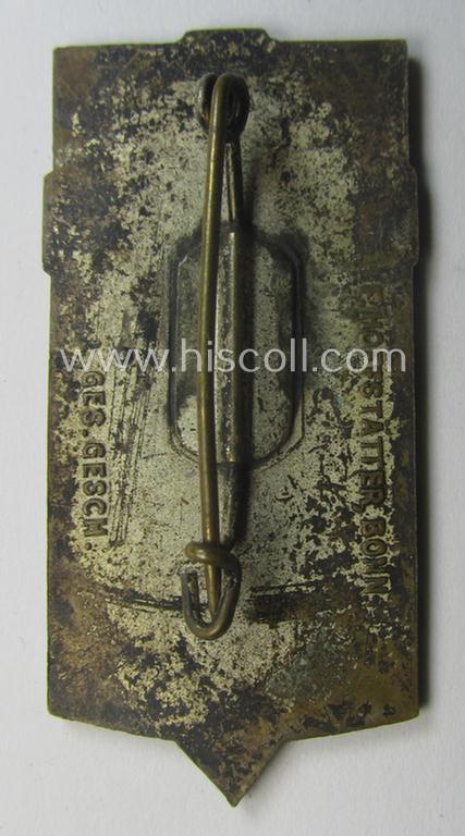 Attractive - and actually scarcely encountered! - early-period, HJ- (ie. N.S.D.A.P.-) related day-badge (ie. 'tinnie' or: 'Veranstaltungsabzeichen') as was issued to commemorate the: 'I. N.S.-Reichsjugendtag 1932'