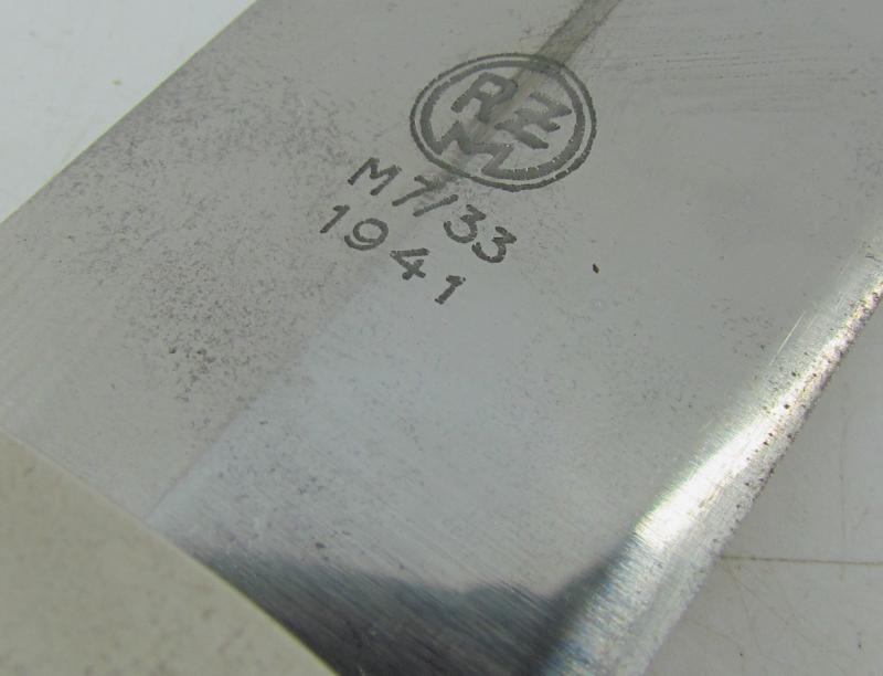 SA Dagger by M7/33 – F.W. Höller with Three Piece Hanger