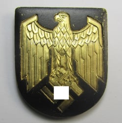 WH (KM) tropical-styled, eagle-'pith-helmet'-shield (being a: 'G.B.-41'-marked example)