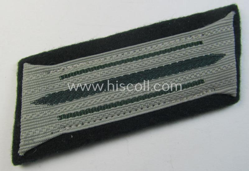 Attractive - and matching! - pair of WH (Heeres) mid-war-period- and/or: 'standard-issue'-pattern WH (Heeres) collar-tabs (or: 'Einheitskragenspiegel') being of the 'generic-pattern' (that come pre-mounted onto a woolen-based background)