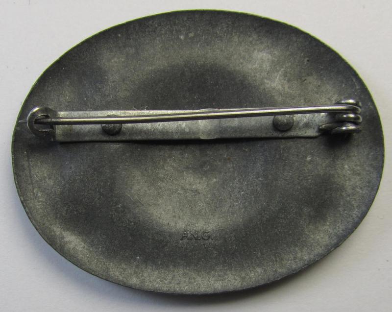 'Reichsarbeitsdienst der weiblichen Jugend' (or: RADwJ ie.: Womens Labor Service) so-called: 'Erinnerungsbrosche' (or: commemorative brooch), being a neatly maker- (ie. 'ANG'-) marked example as was executed in zinc-based metal