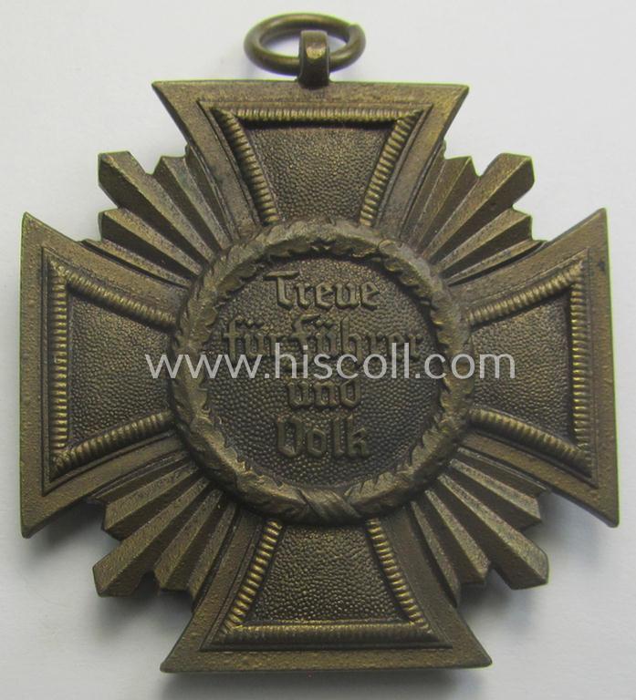 'N.S.D.A.P. D.A. in Bronze' (ie. '3. Stufe für 10 Jahre t. D.') being a non-maker-marked- (and/or 'regular-weight') example that comes stored in its typical two-pieced 'RzM M1/120'-marked etui