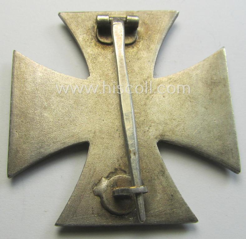 'Eisernes Kreuz 1. Klasse' being a non-maker-marked example by: 'E. Ferdinand Wiedmann'