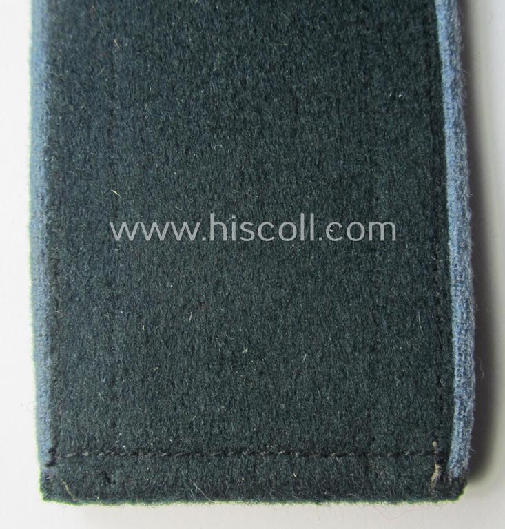 Single - early (ie. pre-) war-period - so-called: 'M36 o. M40'-pattern, WH (Heeres) EM-type shoulderstrap as piped in the light-blue-coloured branchcolour as was intended for usage by a: 'Soldat der Nachschub-Truppen'