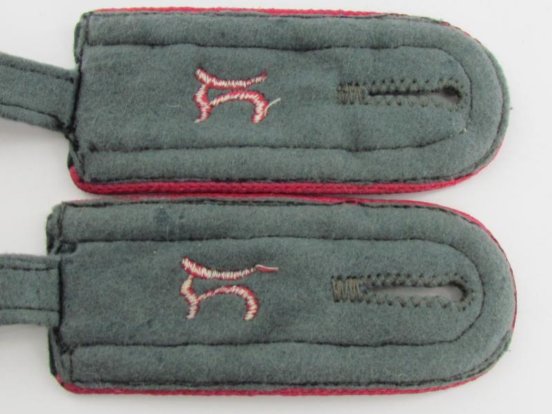 Wehrmacht (Heer) M36 shoulder boards ( NCO) NebelWerfer-Aufklärungs-Abts.'