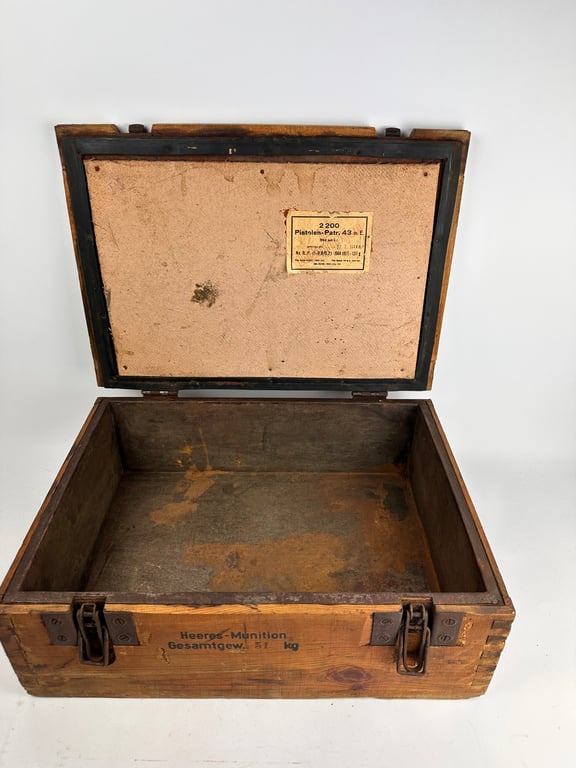 WW2 WH ammo box "B Luftdichter Patronenkasten 2200 Pistolen -Patr.43 m E"