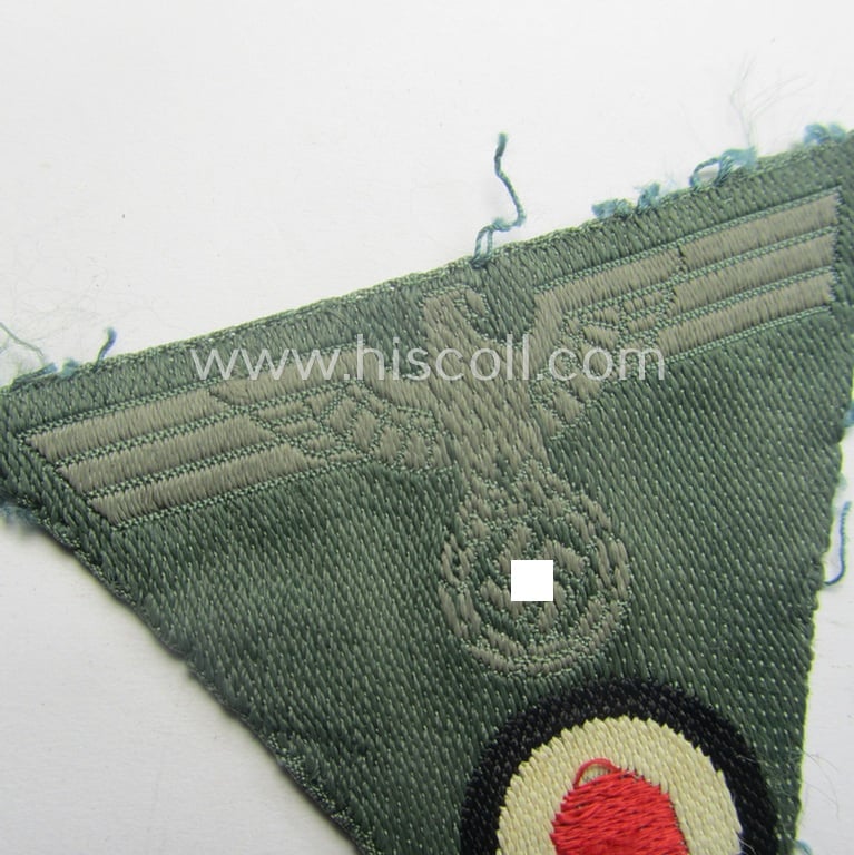 WH (Heeres) so-called: 'M43-pattern') cap-eagle/cocarde (ie. cap-trapezoid) as was specifically produced for usage on the so-called: 'M-43'-model field-caps (ie. 'Einheitsfeldmützen')