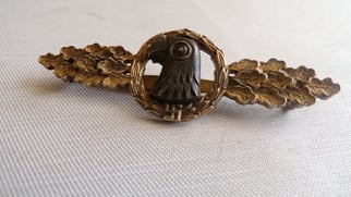 Luftwaffe Reconnaissance Clasp in Gold
