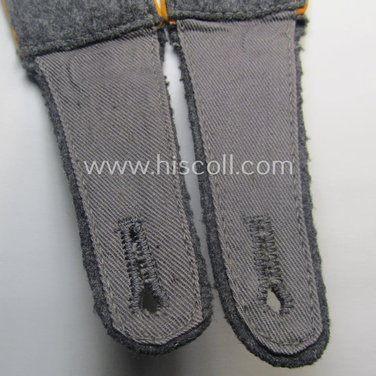 Attractive - and fully matching! - pair of mid- (ie. later-) war-period, WH (Luftwaffe) EM-type shoulderstraps as was intended for usage by a: 'Soldat der Flieger o. Fallschirm-Trpn.'